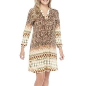 New Directions Three-Quarter Sleeve Neutral Swing